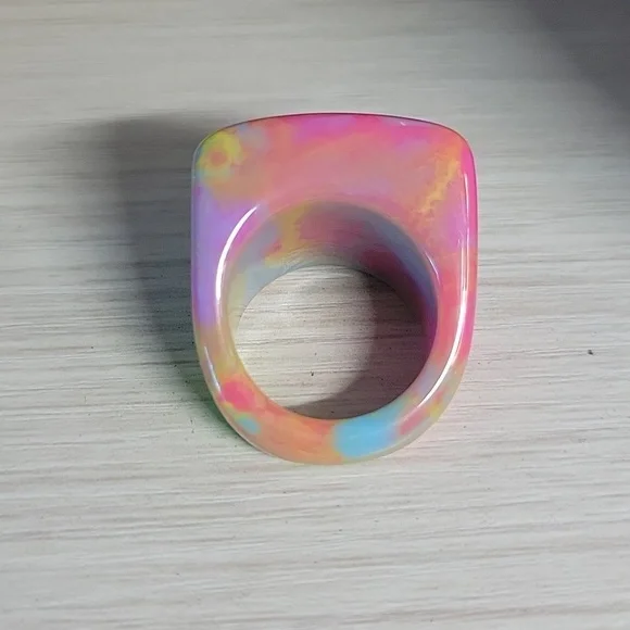 TIE DYE RETRO STATEMENT RING, METAL FREE - Picture 4 of 8